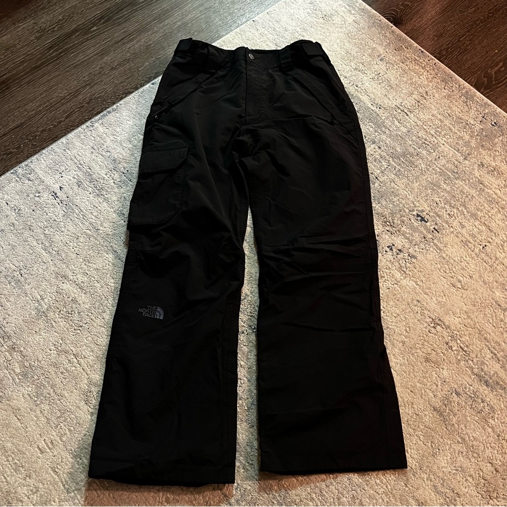 The North Face Men's Cargo Pants in Black , size M